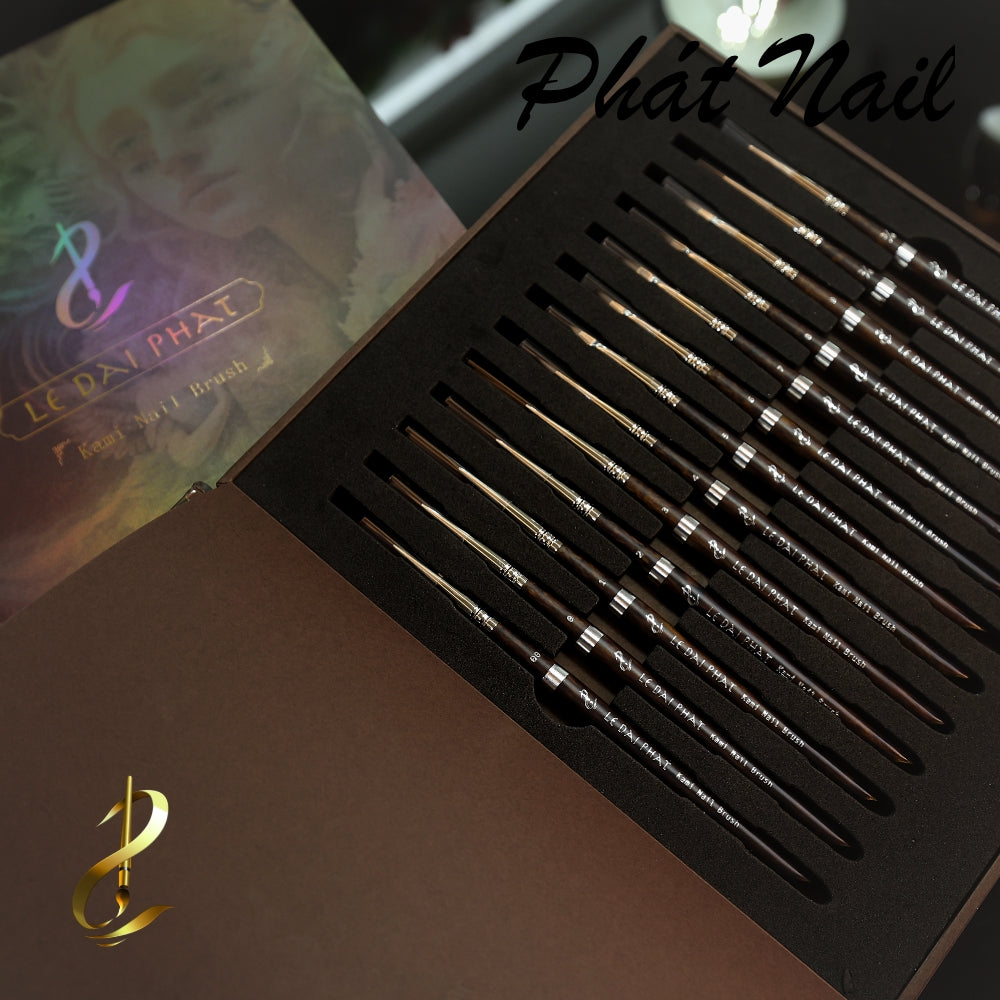 Le Dai Phat - Design Brushes