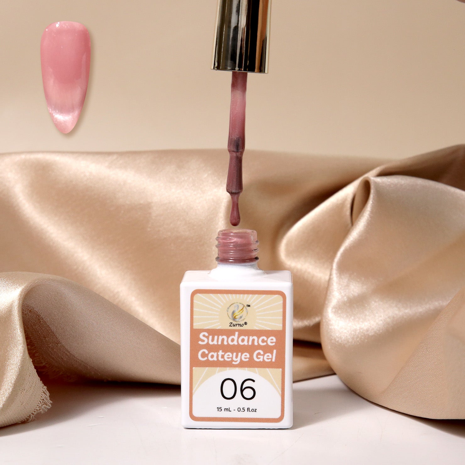 Zurno Sundance Collection Cat Eye Magnetic Gel Nail Polish in Color 06 – shimmering pink shade with reflective effect