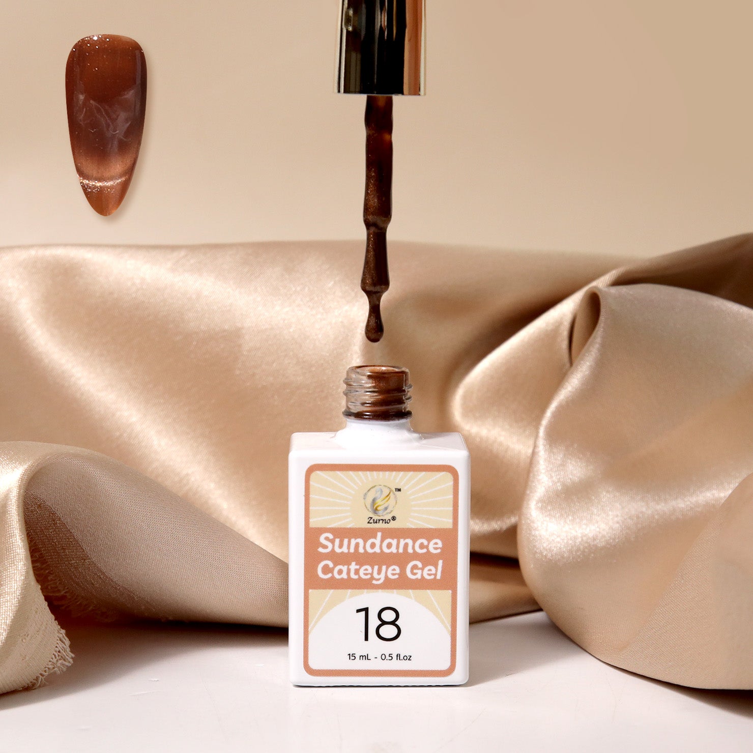 Zurno Sundance Collection Cat Eye Magnetic Gel Nail Polish in Color 18 – brown shade with reflective effect