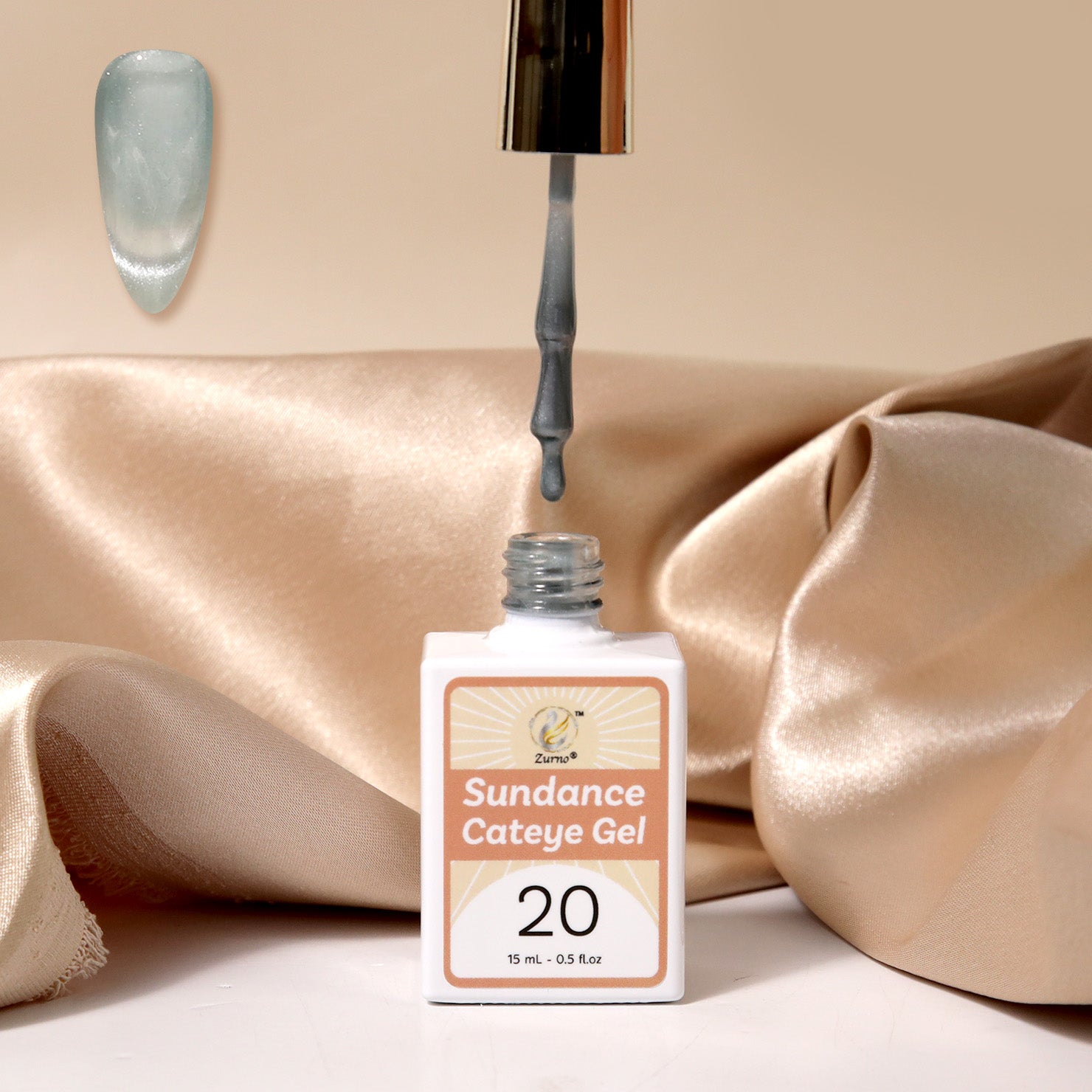 Zurno Sundance Collection Cat Eye Magnetic Gel Nail Polish in Color 20 – shimmering blue green gray shade with reflective effect