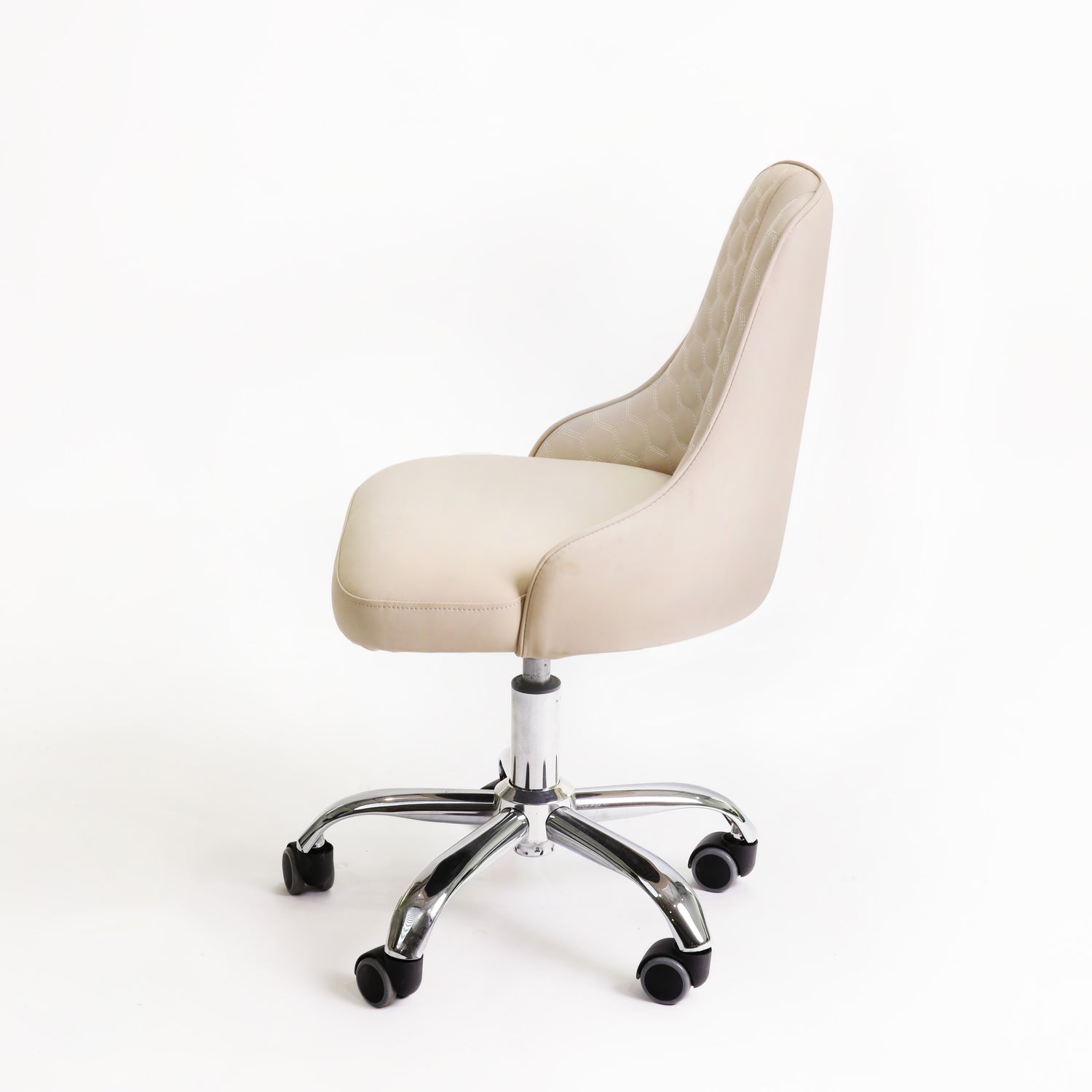 Oliver Stool - Tech Chair